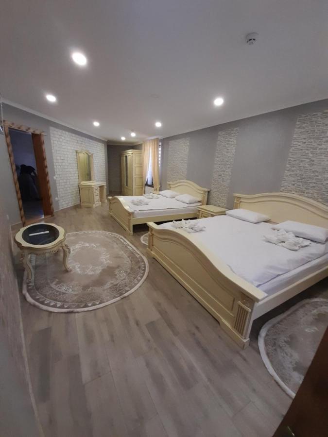 Berloga Pylypets Hotel Fülöpfalva Kültér fotó